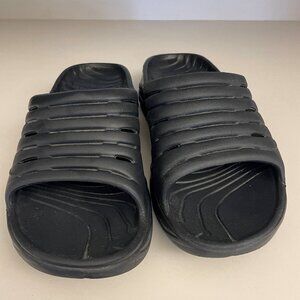 Hoka One One Ora Recovery Slide Women Black Sandals - Size 9